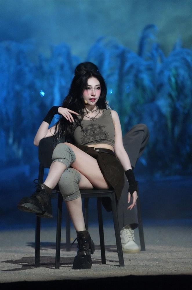 LUNAS tỏa sáng ở Trung Quốc: Người múa cột mạo hiểm, người gảy đàn tranh điêu luyện-2