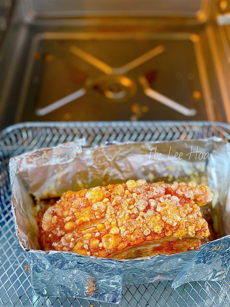 Làm thịt ba chỉ không cần ướp mà vẫn đậm vị, bì giòn tan, thịt mềm ngọt, càng ăn càng mê-3