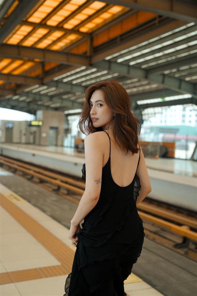 Phương Anh Đào 3 năm sau mổ u giáp: Từng méo miệng và sự trở lại rực rỡ-3