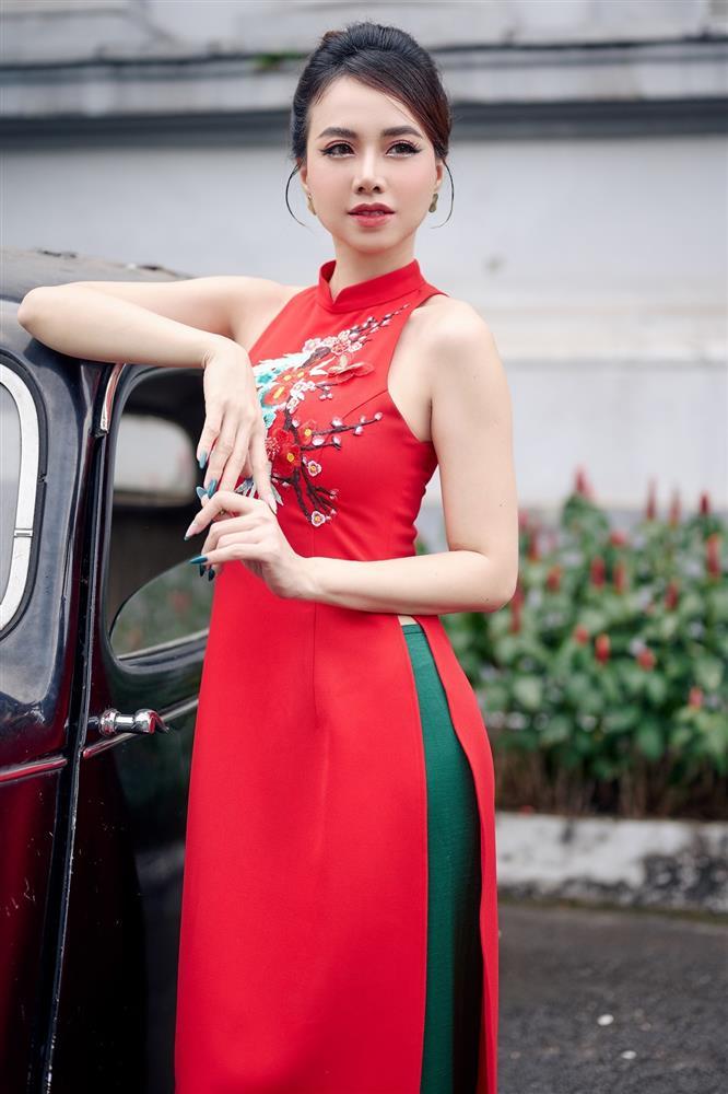 Hoa khôi Tây Đô kết hôn cùng đạo diễn triệu đô màn ảnh Việt: Đặt tên cho con trai họ Vũ vừa ấn tượng vừa hiếm có, ít người trùng-1