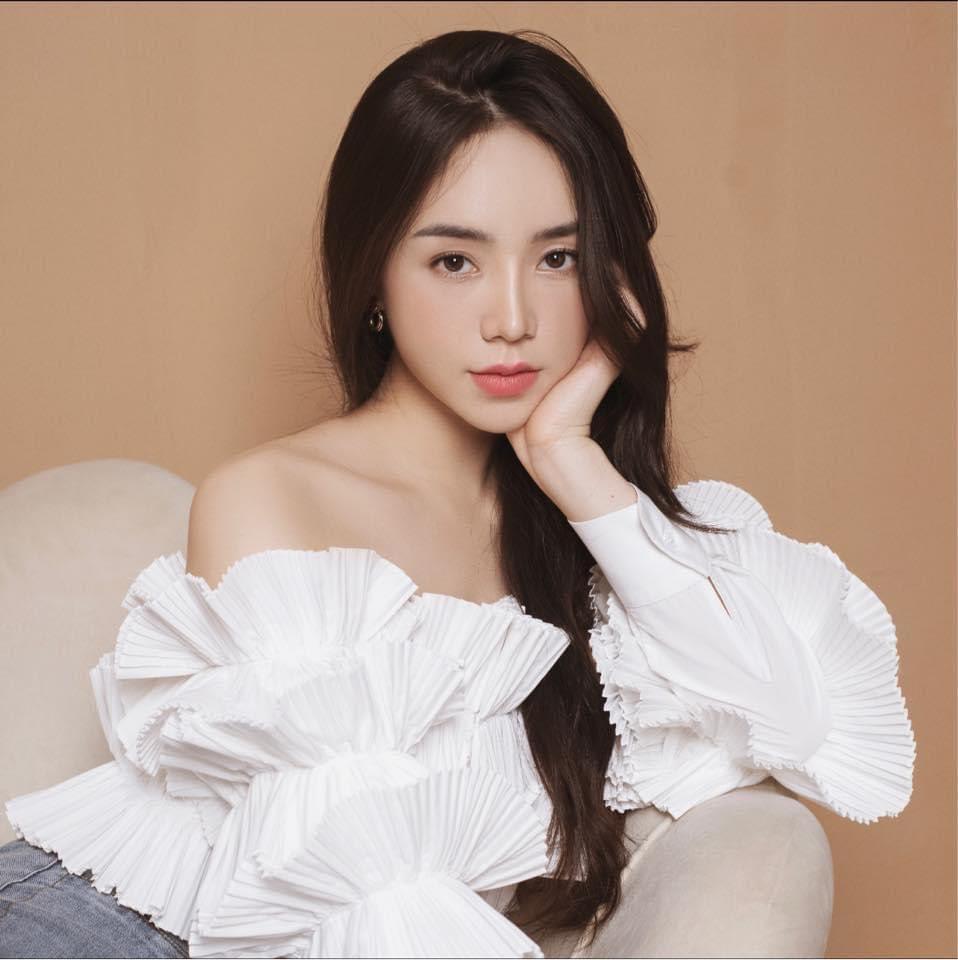 Mỹ nhân nhất nhì phim Việt giờ vàng khiến fan chao đảo: Khoe nhan sắc cực phẩm của gia đình, thừa hưởng trọn bộ gen xịn từ mẹ-1