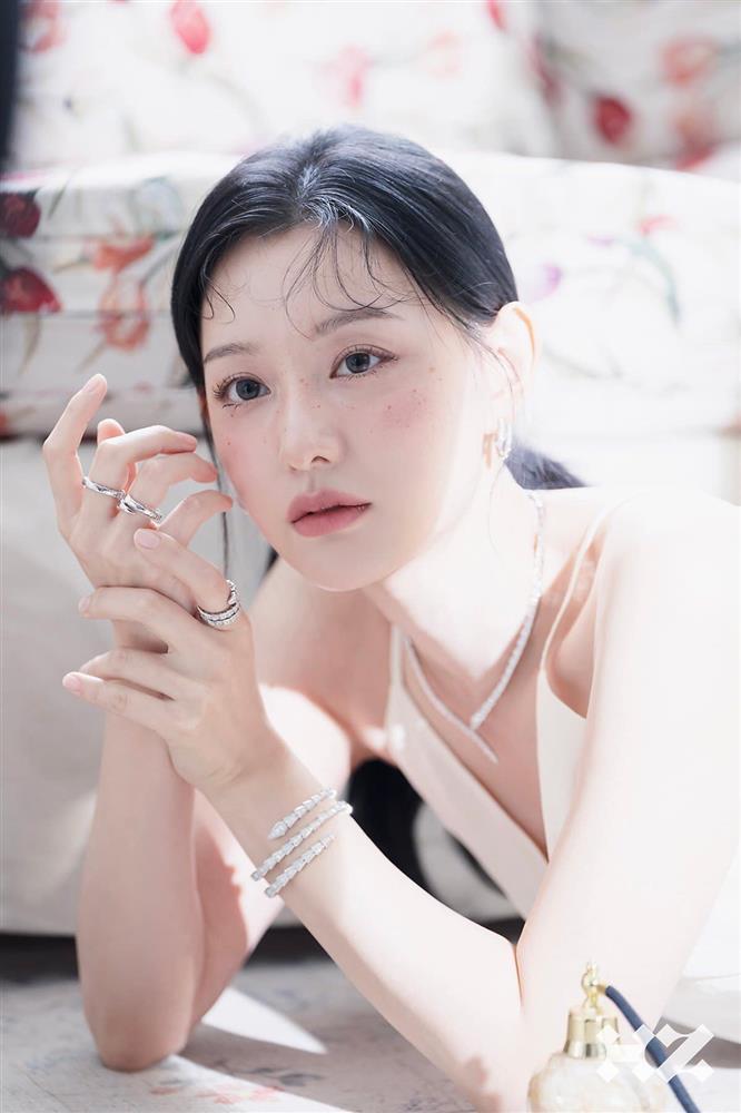 Ngày mai thứ Hai 24/6/2024, 3 con giáp tiền tài ập xuống đầu, trở thành đại gia nức tiếng-2