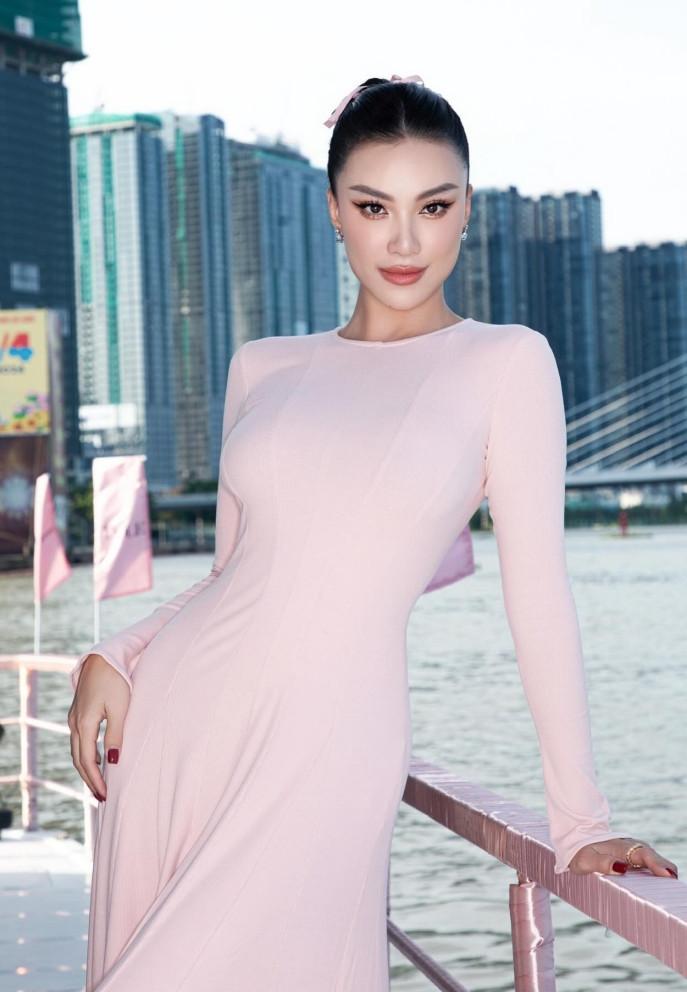 Vì sao á hậu Kim Duyên hay bị mổ xẻ, soi xét?-8