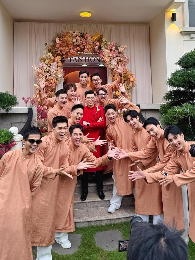 Lần đầu bê tráp, nhan sắc Phương Mỹ Chi gây chú ý trong đám cưới Midu và chồng doanh nhân-2