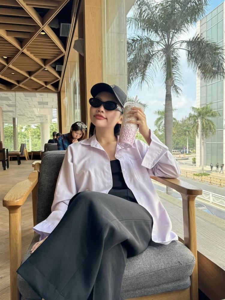 Lần đầu bê tráp, nhan sắc Phương Mỹ Chi gây chú ý trong đám cưới Midu và chồng doanh nhân-9