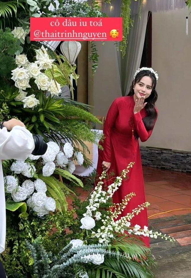 Chị đẹp Thái Trinh cưới-1