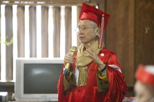 Bằng tiến sĩ của ông Thích Chân Quang: Chuyên gia nói bất thường, người hướng dẫn nói bình thường-3