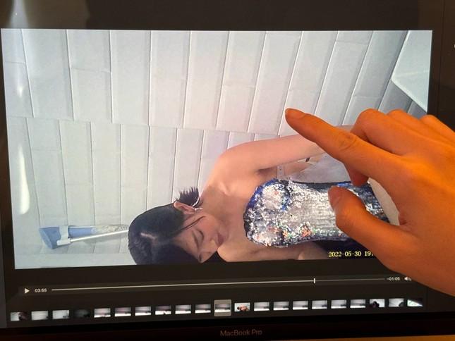 Châu Bùi sốc khi bị quay lén lúc thay đồ-2