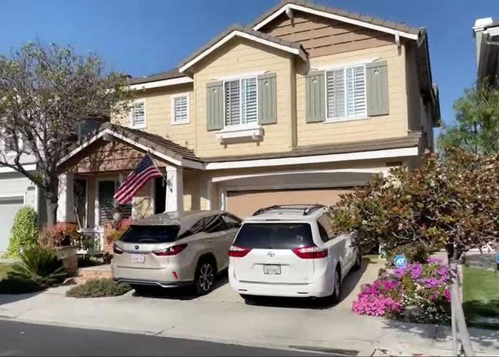 Ngọc Huyền thừa nhận trẻ trung và tươi tắn tuổi U60 nhờ thẩm mỹ, tự tin khoe sắc bên con gái-6