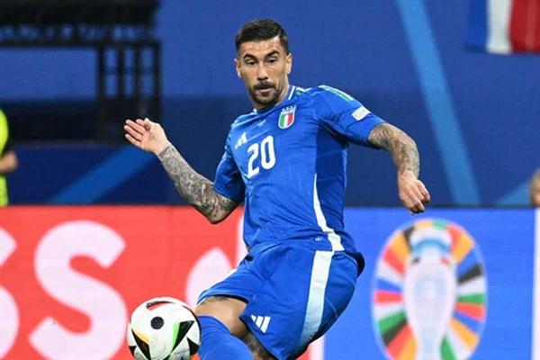 Tại sao lại có một trọng tài ngoài châu Âu bắt chính các trận ở EURO 2024?-3