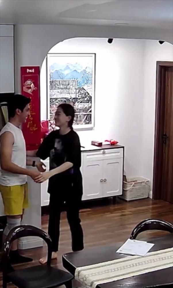 Á hậu Phương Nga phản ứng lạ khi diễn viên Bình An bị đứt dây chằng-1