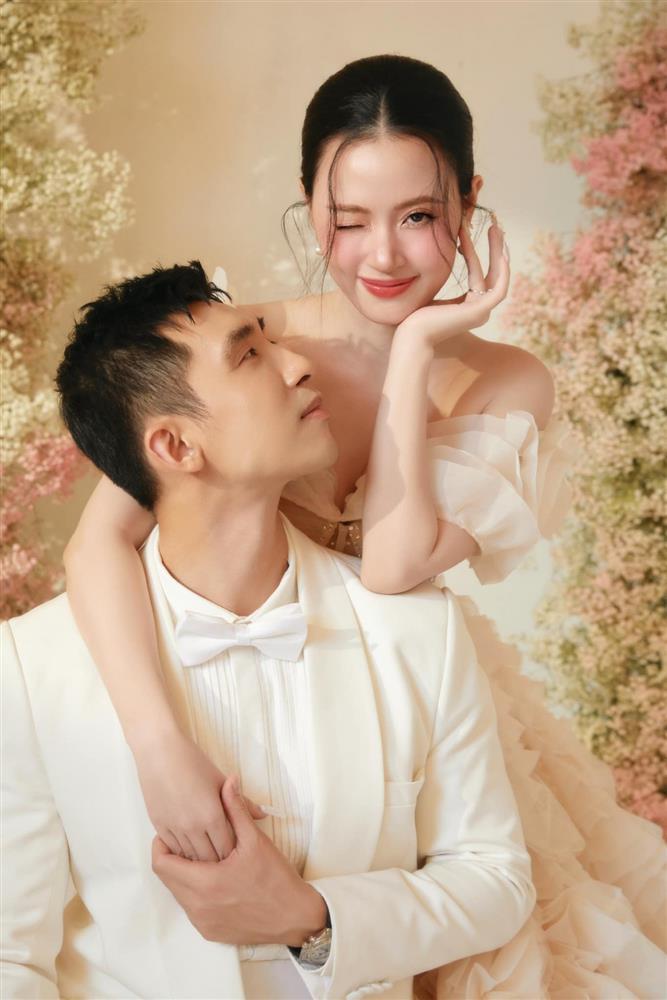 Midu khoe ảnh cưới ngọt ngào sau lễ Vu quy-1