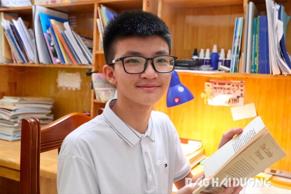 Tìm ra điểm chung của dàn thủ khoa thi vào lớp 10, có bạn không chọn học chuyên-6