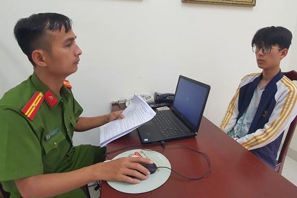 Mâu thuẫn từ chuyện bóc phốt trên mạng, thanh niên đâm chết người-1