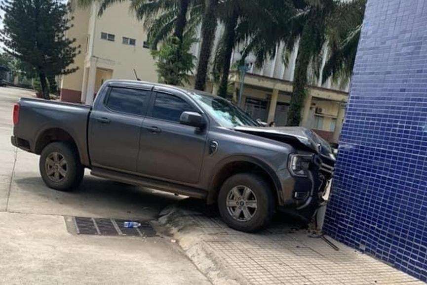 Phát hiện thi thể người đàn ông dưới chân cầu ở Sa Pa, nghi bỏ lại ô tô tự tử-2