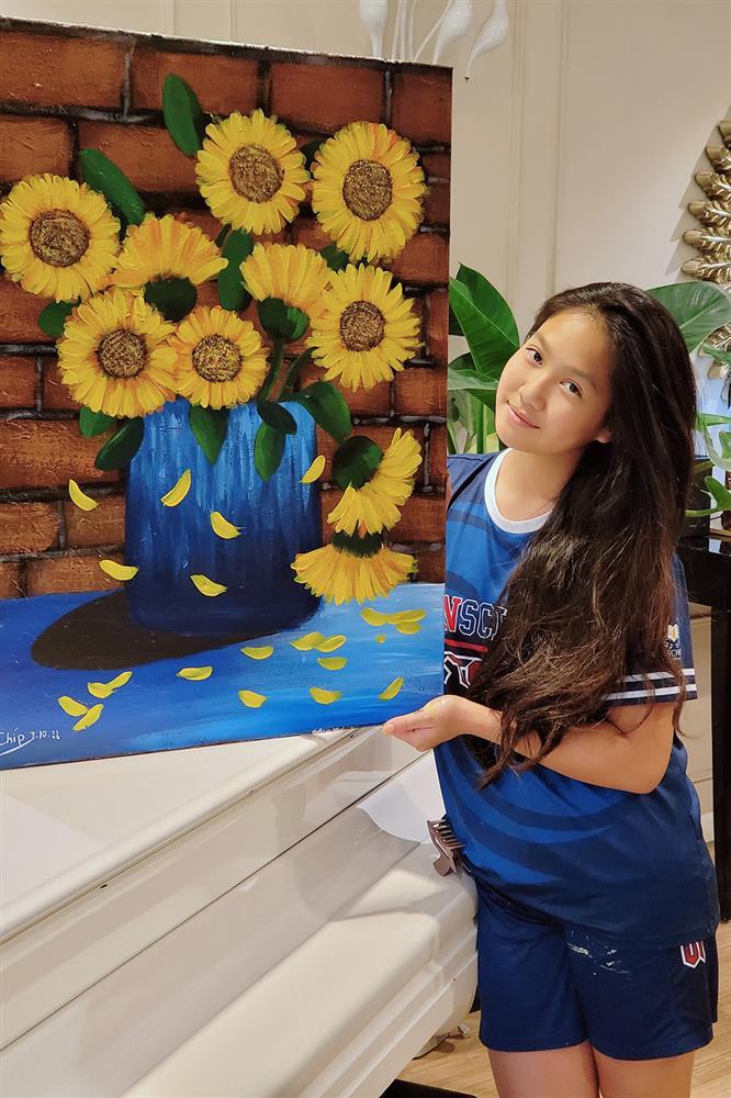 Đặt lên bàn cân nhan sắc 3 bình rượu mơ có tiếng của sao Việt: Ai cũng xinh như Hoa hậu, chiều cao ấn tượng-6