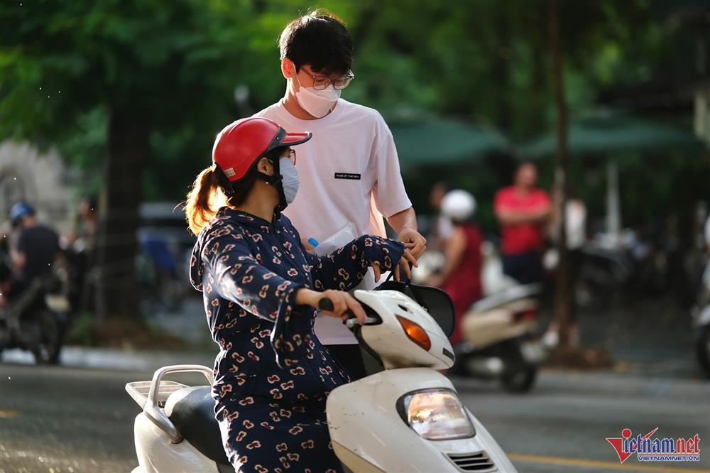 Hơn 1 triệu thí sinh hoàn thành bài thi Ngữ văn tốt nghiệp THPT 2024-1