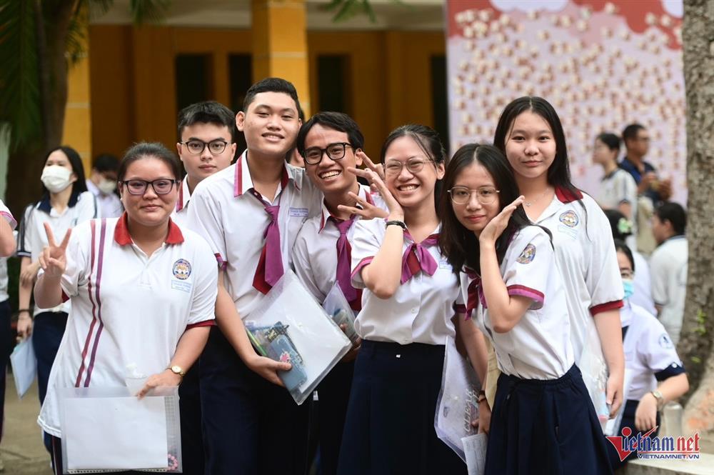 Hơn 1 triệu thí sinh hoàn thành bài thi Ngữ văn tốt nghiệp THPT 2024-2