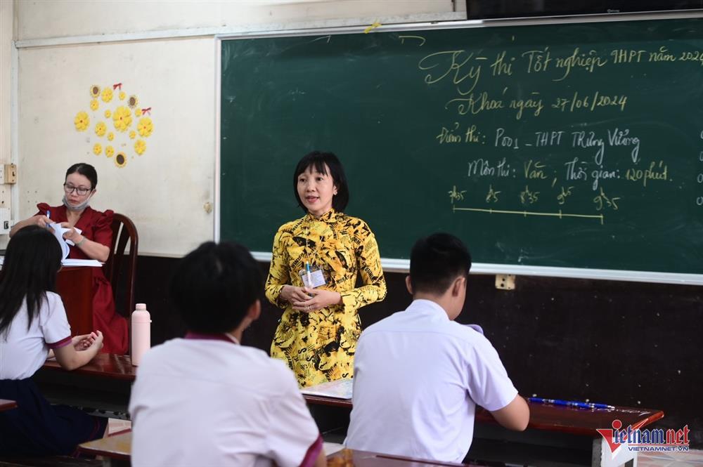 Hơn 1 triệu thí sinh hoàn thành bài thi Ngữ văn tốt nghiệp THPT 2024-16