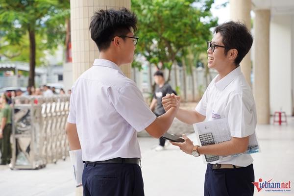 Đáp án tham khảo môn Ngữ văn thi tốt nghiệp THPT 2024-2