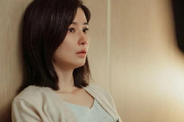 Phát hiện đồ vật lạ trên xe ô tô của chồng, tôi suýt ngất vì sốc trước sự thật phũ phàng-2