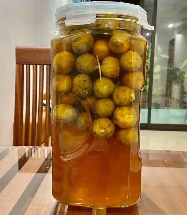 Ngâm nước sấu giải nhiệt ngày hè không khó, nhưng chỉ quên bước này nước sấu dễ nổi váng-4