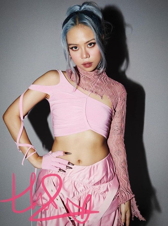 Nước cờ của tlinh sau vụ bị chỉ trích hát nhạc gợi dục-2