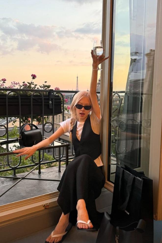 Rosé hoá Park Tổng đi làm giám khảo thời trang, cam thường phải thua trước visual sang xịn-5