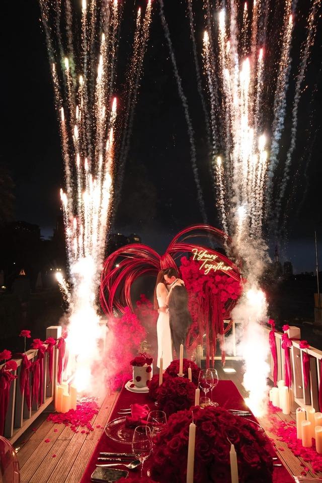 Hồ Ngọc Hà - Kim Lý khiến dân mạng dậy sóng vì màn kỷ niệm 7 năm bên nhau, dàn sao Việt cũng xuýt xoa-2