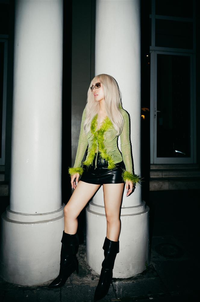 DJ Tít và chuyện làm nghề sau khi sinh con thứ 3-4