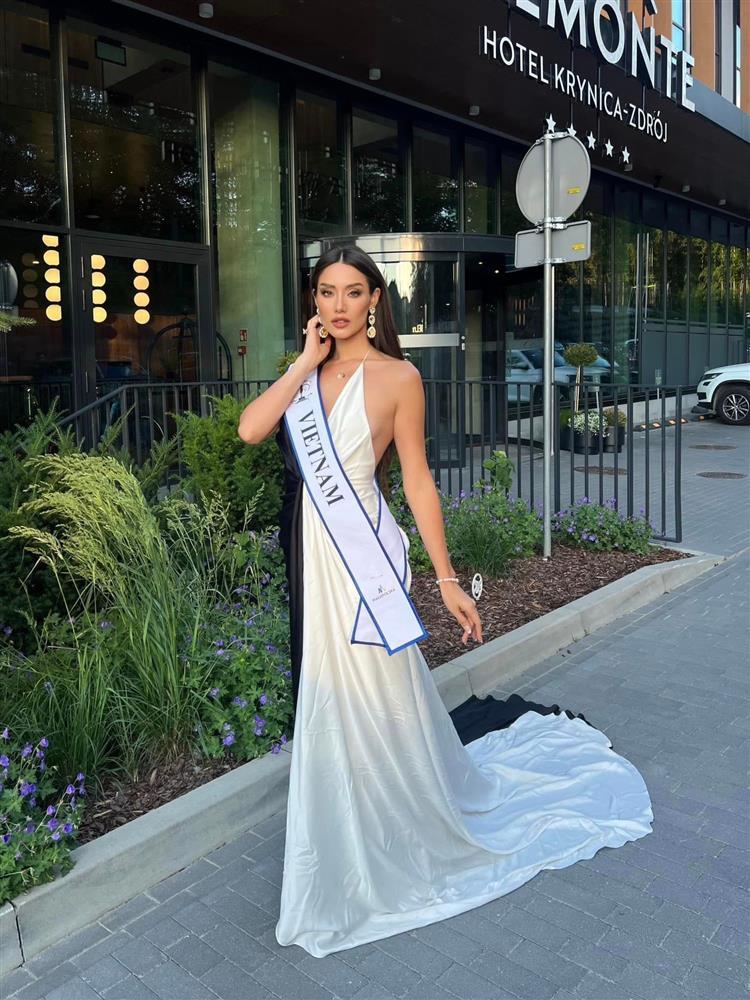 Đại diện Việt Nam ở Hoa hậu Siêu quốc gia bị chê phong cách thời trang-6