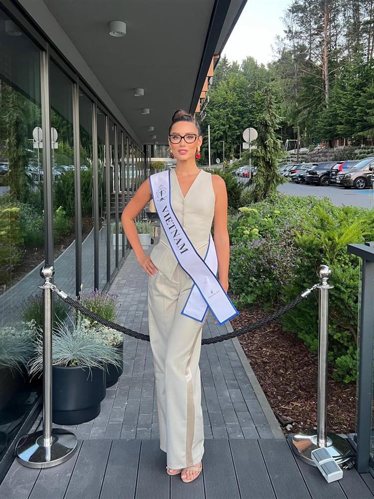 Đại diện Việt Nam ở Hoa hậu Siêu quốc gia bị chê phong cách thời trang-8