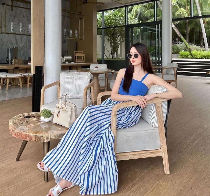 Hoa hậu Đặng Thu Thảo gợi ý 10 cách mặc đồ sáng màu, áp dụng đi du lịch càng đẹp-1