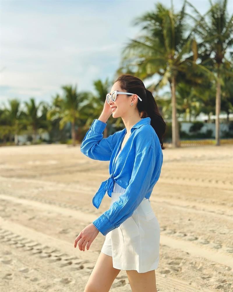 Hoa hậu Đặng Thu Thảo gợi ý 10 cách mặc đồ sáng màu, áp dụng đi du lịch càng đẹp-6