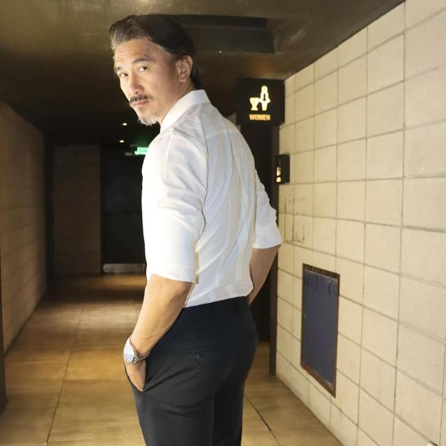 Quốc Cường đá xéo loạt sao nam lớn tuổi đi xăm chân mày, mở cung môi?-1