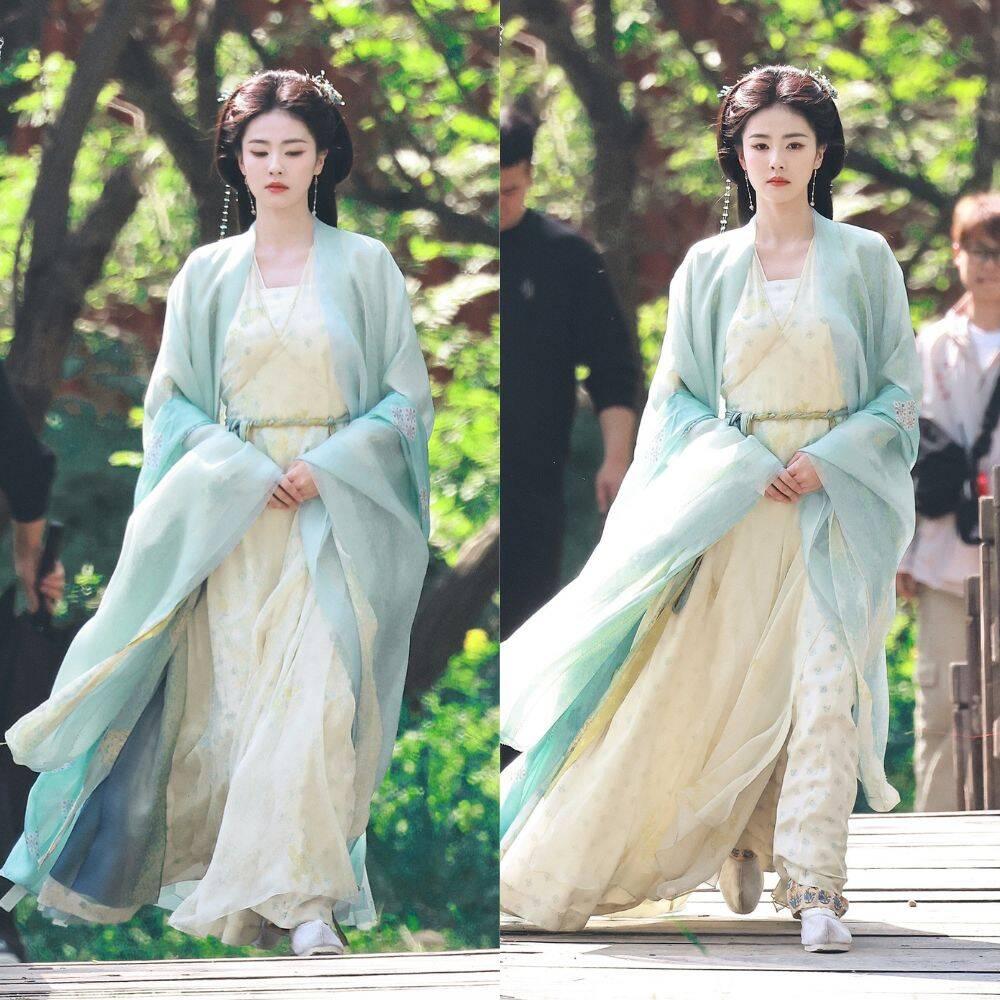 Bạch Lộc suýt ngất trên phim trường, nhưng phản ứng của nhân viên chiếm spotlight vì điều này-2