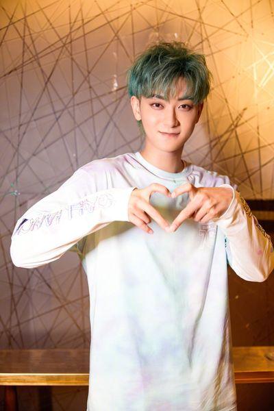 Hoàng Tử Thao phản ứng gay gắt khi cư dân mạng chất vấn chuyện công khai hẹn hò-4