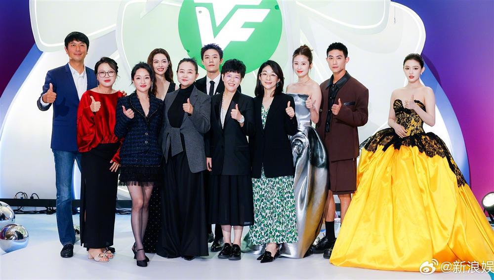 Lưu Diệc Phi nhạt nhòa-6