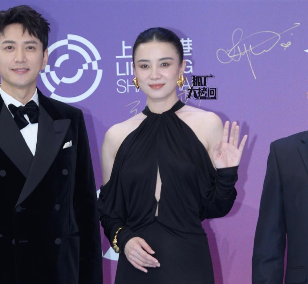 Lưu Diệc Phi nhạt nhòa-9