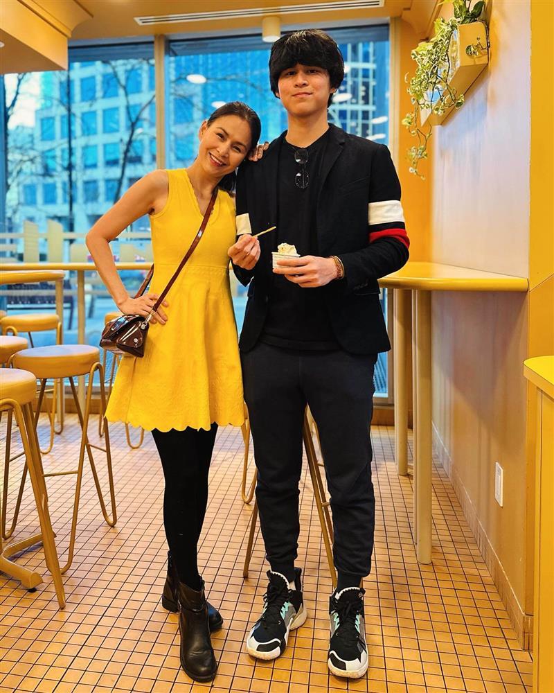 Cậu ấm cô chiêu nhà sao Việt thành tích học tập đáng nể, không thi tốt nghiệp THPT ở Việt Nam vẫn thành sinh viên đại học danh giá-5