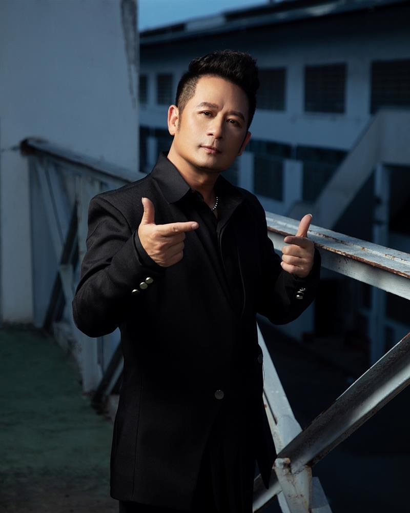 33 Anh trai vượt ngàn chông gai gây sốt khi khoe cơ bụng 6 múi-9