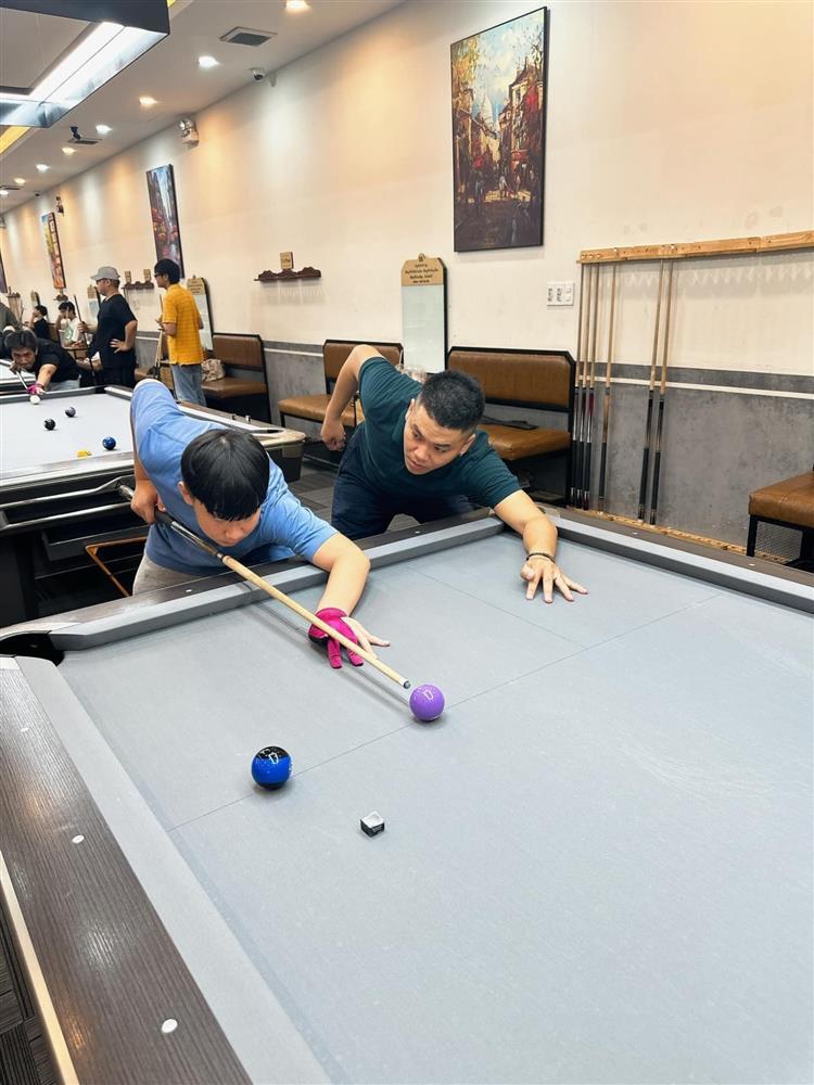 Ngoại hình phổng phao của con trai Quách Ngọc Ngoan ở tuổi 12, Lê Phương hé lộ mối quan hệ với người chồng thứ 2-6