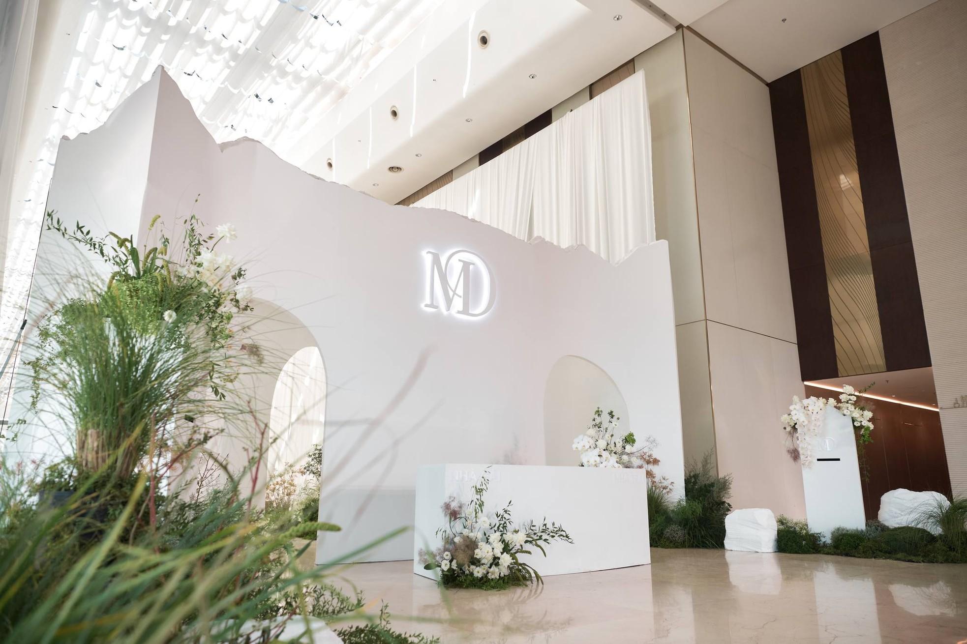 Bên trong đám cưới xa hoa cấm trẻ em đến của Midu và chồng thiếu gia-11