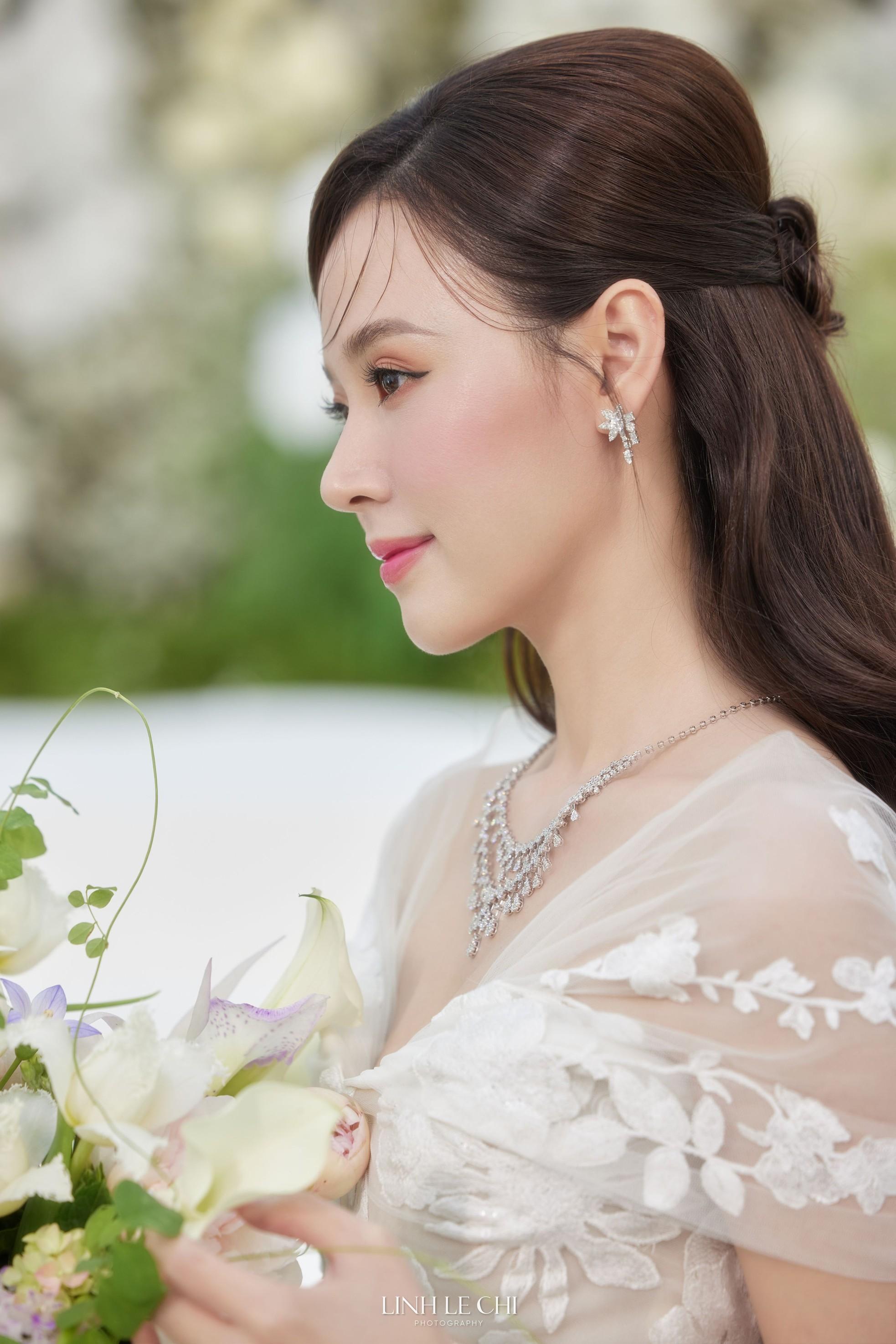 Bên trong đám cưới xa hoa cấm trẻ em đến của Midu và chồng thiếu gia-14