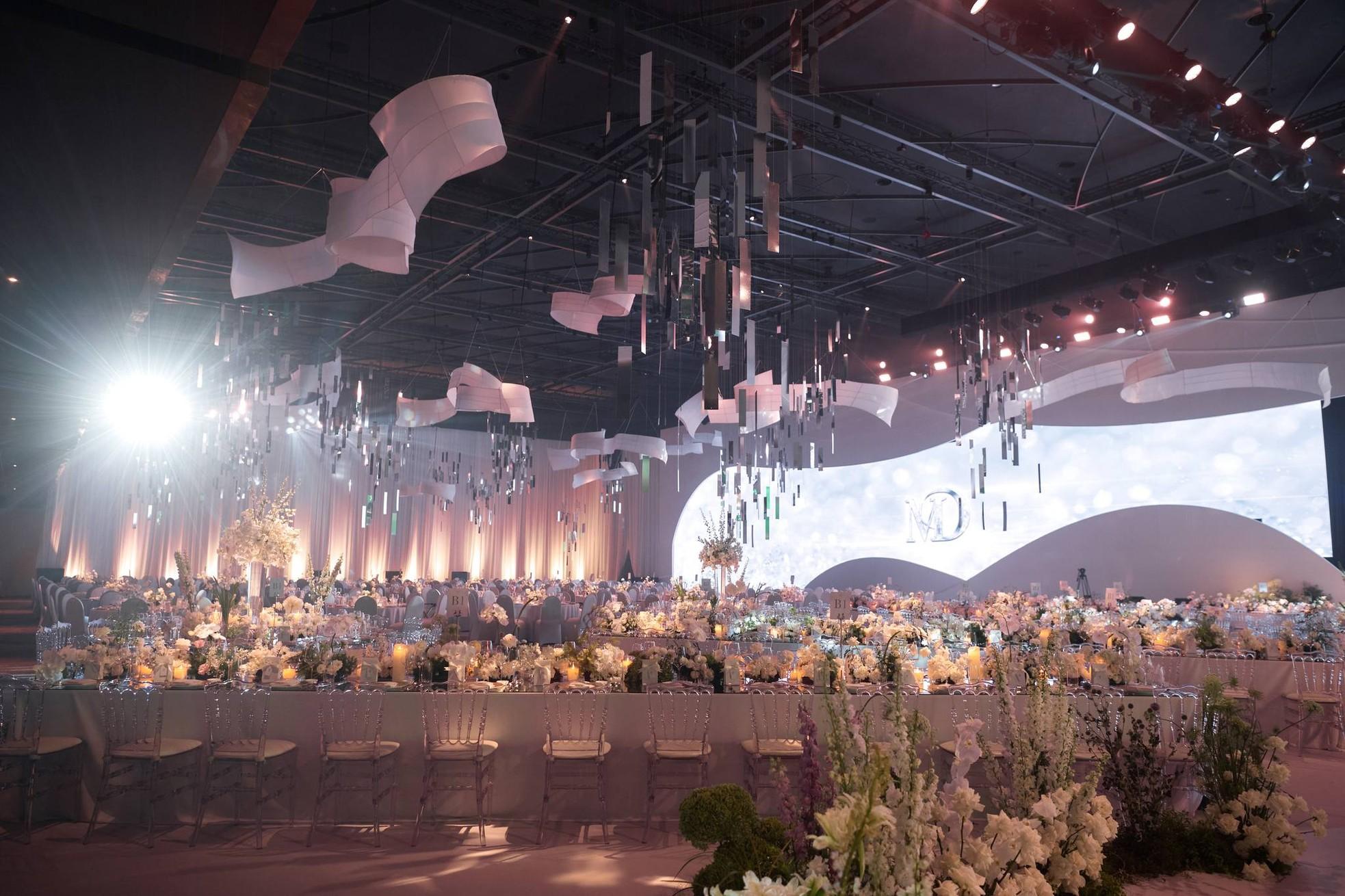 Bên trong đám cưới xa hoa cấm trẻ em đến của Midu và chồng thiếu gia-4