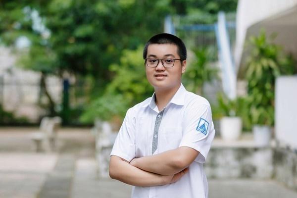 Hy hữu anh em sinh đôi ở Hà Nội có điểm thi lớp 10 giống hệt nhau-4