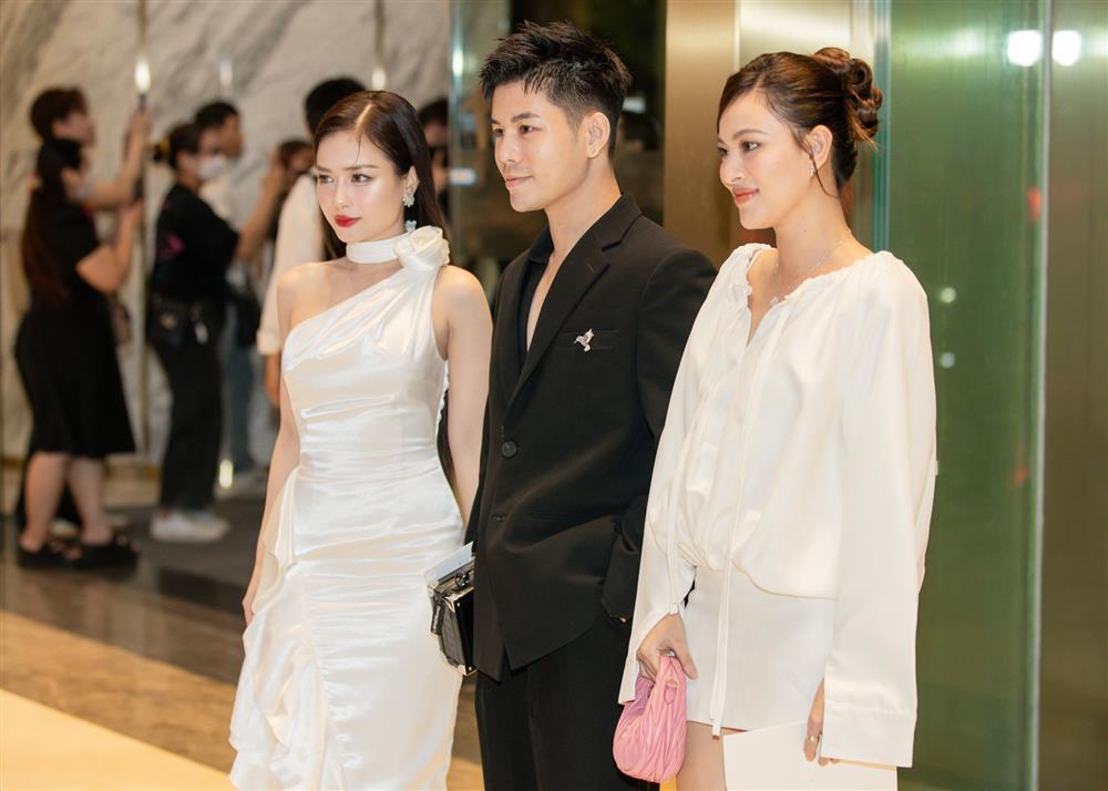 Ninh Dương Lan Ngọc và dàn sao dự cưới Midu-6