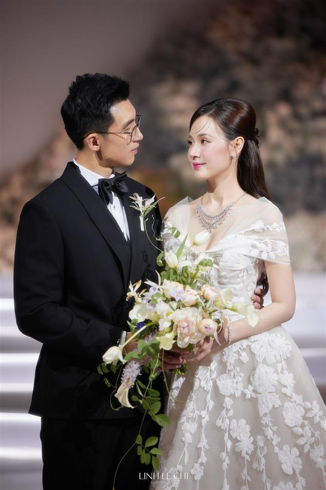 Ninh Dương Lan Ngọc và dàn sao dự cưới Midu-8