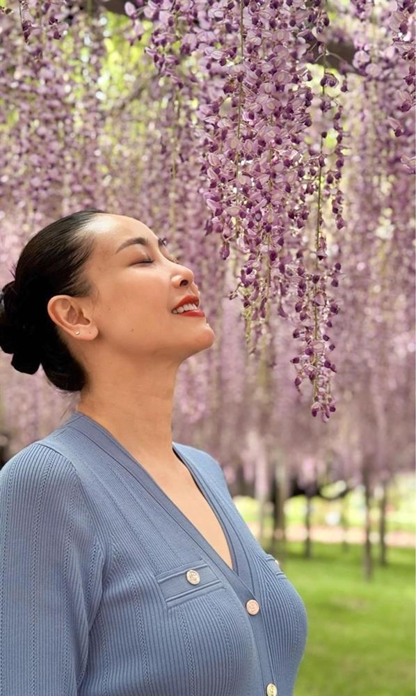 Hoa hậu nổi tiếng giàu có và đông con, đăng quang 32 năm vẫn trẻ đẹp khó tin-10