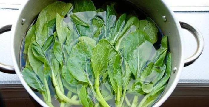 3 loại rau mùa hè ngậm nhiều hóa chất nhất chợ, cái số 1 ít ai hay-1